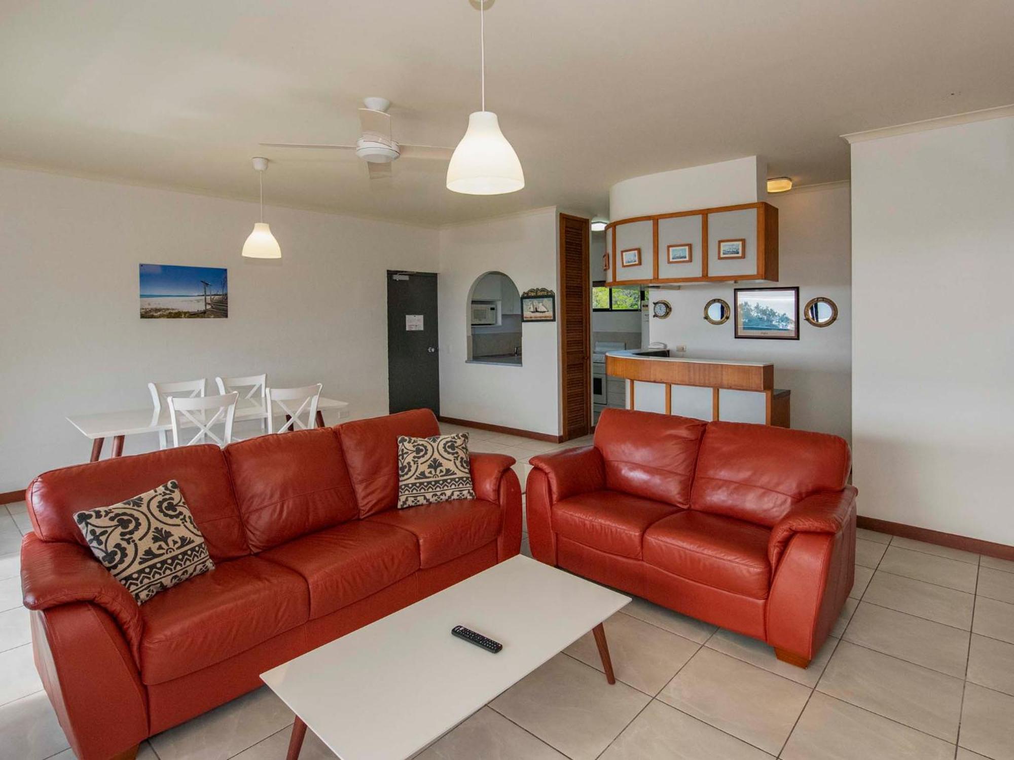 Anchorage On Straddie Point Lookout Room photo